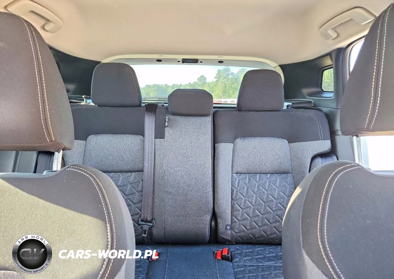2025 Nissan Kicks Sv VIN:3N8AP6CA5SL430558 - 10