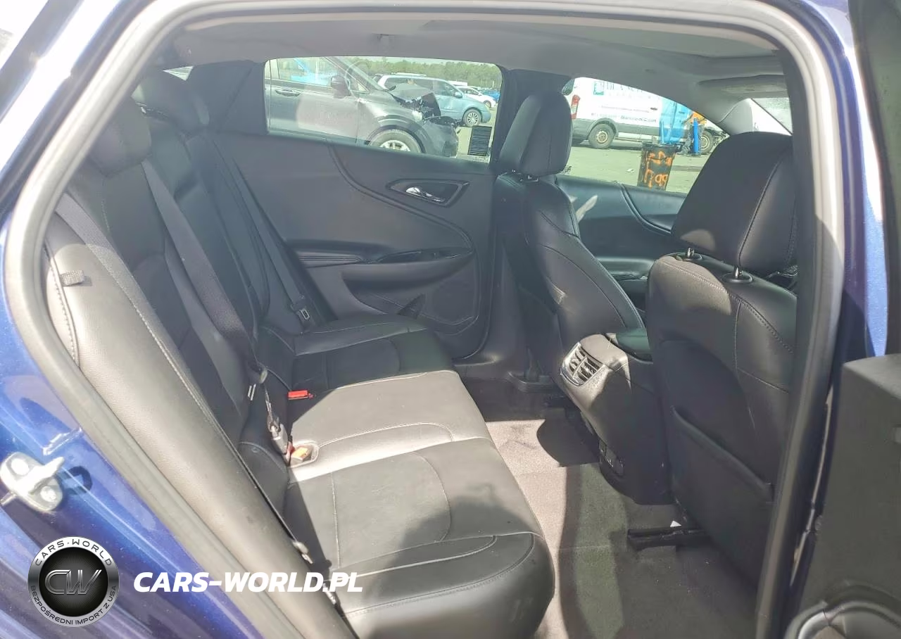2017 Chevrolet Malibu Lt VIN:1G1ZE5ST0HF148874 - 10