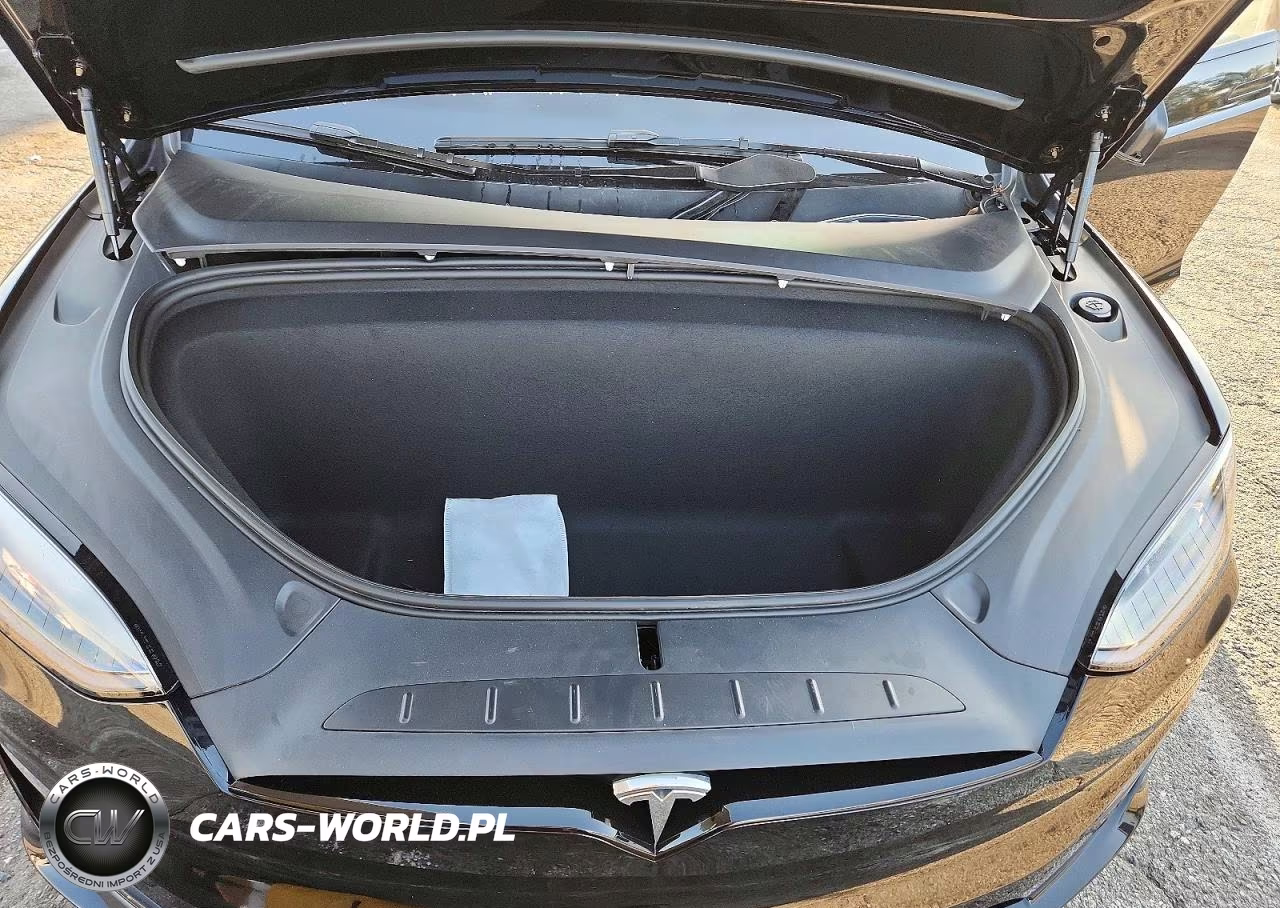 2024 Tesla Model X VIN:7SAXCBE53RF437062 - 11