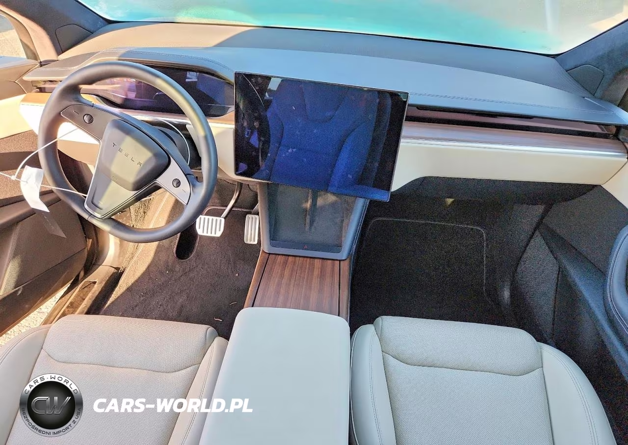 2024 Tesla Model X VIN:7SAXCBE53RF437062 - 8