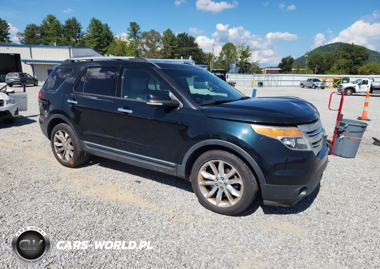 2014 Ford Explorer Xlt VIN:1FM5K7D8XEGA67370 - 4