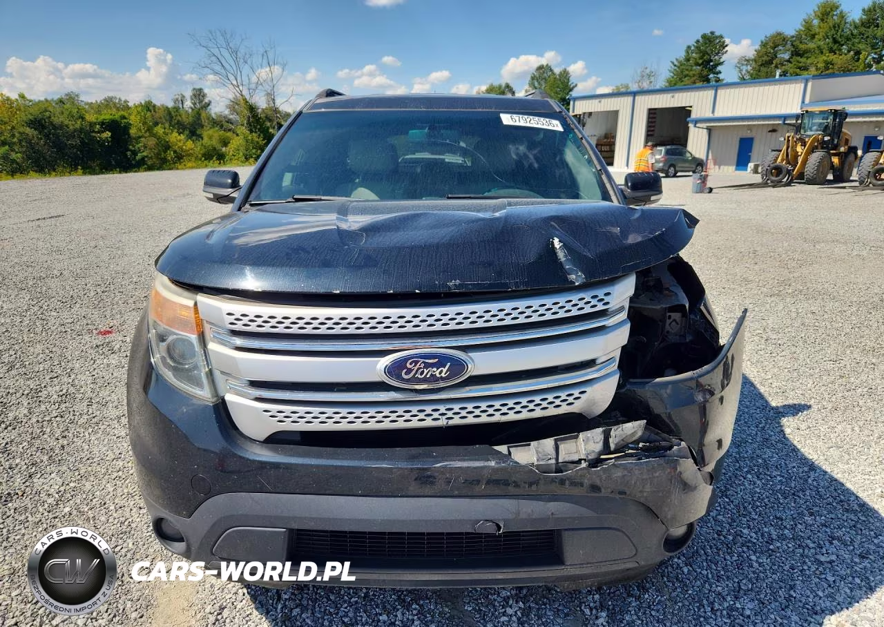 2014 Ford Explorer Xlt VIN:1FM5K7D8XEGA67370 - 5