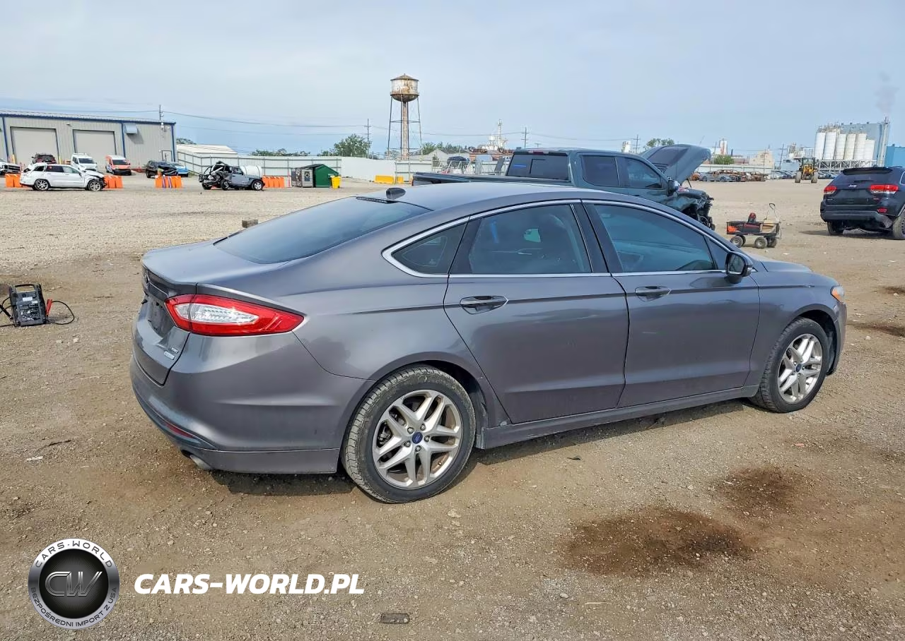 2013 Ford Fusion Se VIN:3FA6P0HRXDR289764 - 3