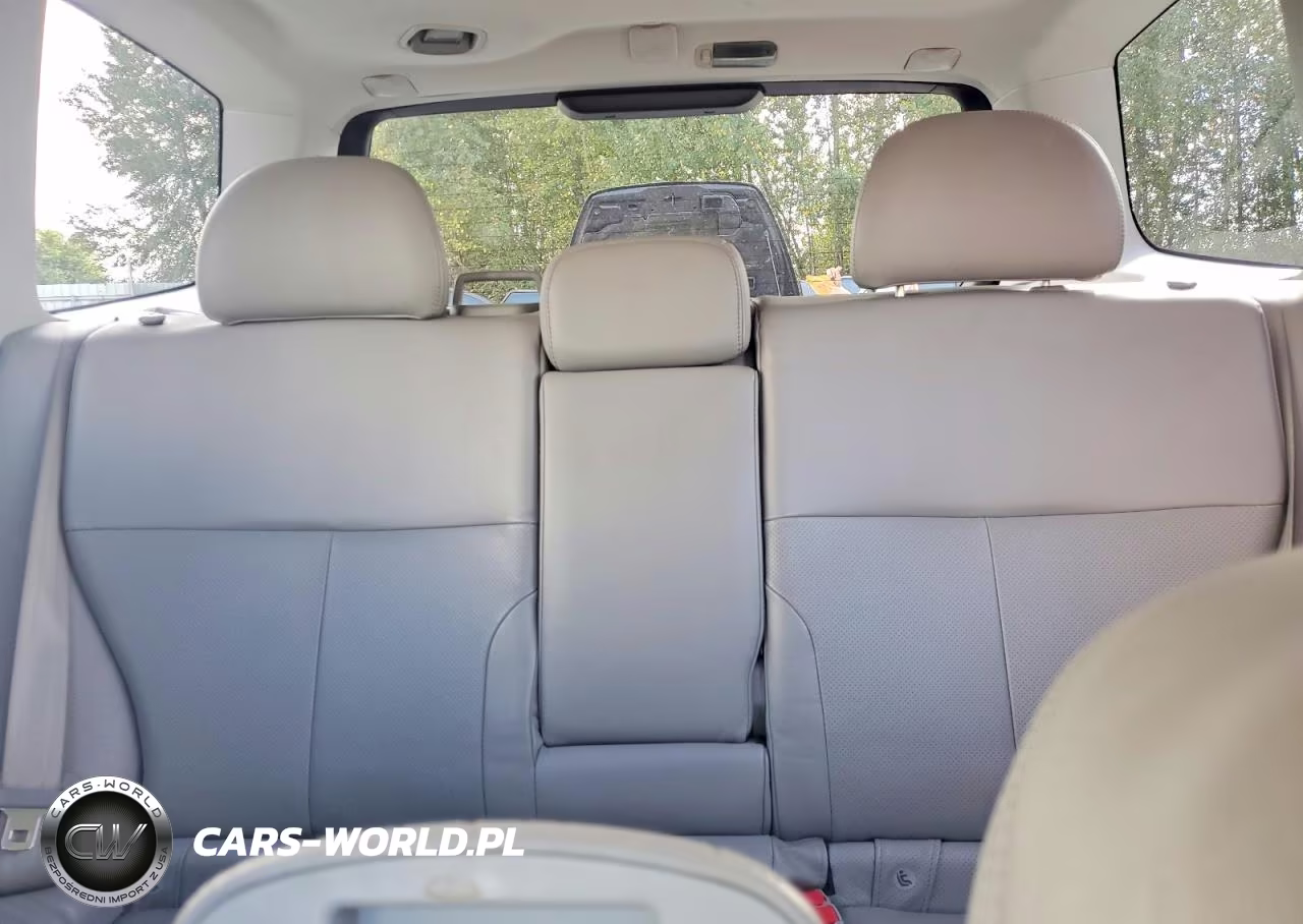 2009 Subaru Forester 2.5X Limited VIN:JF2SH64679H750823 - 10