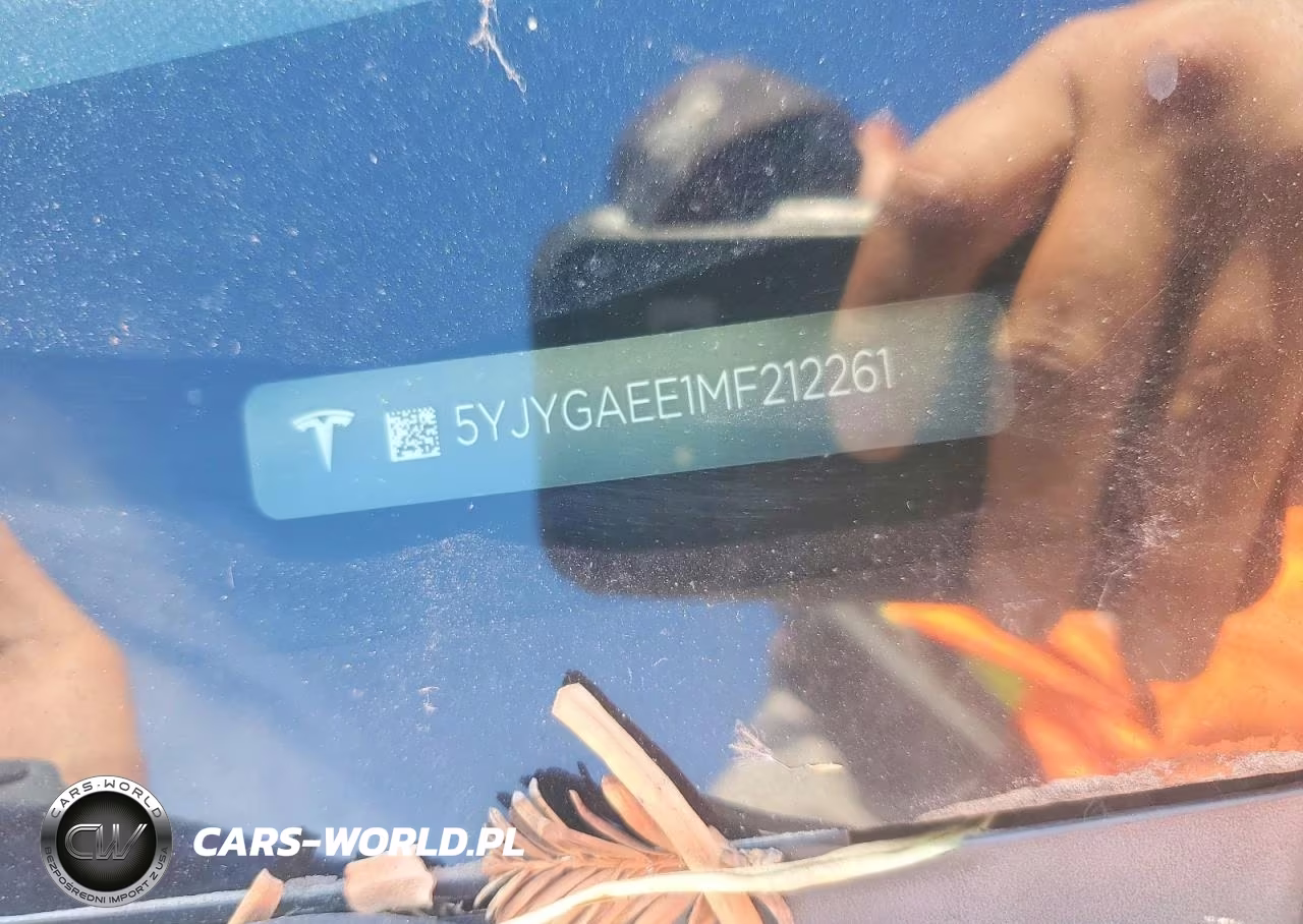 2021 Tesla Model Y VIN:5YJYGAEE1MF212261 - 12