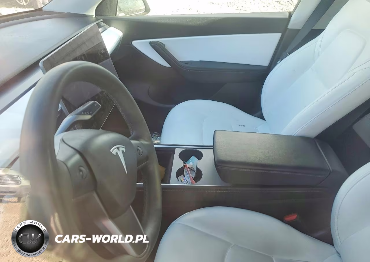 2021 Tesla Model Y VIN:5YJYGAEE1MF212261 - 9