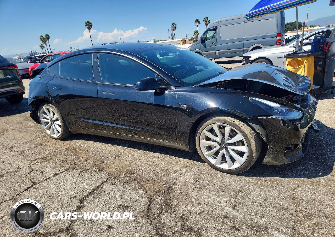 2022 Tesla Model 3 VIN:5YJ3E1EB7NF164014 - 4