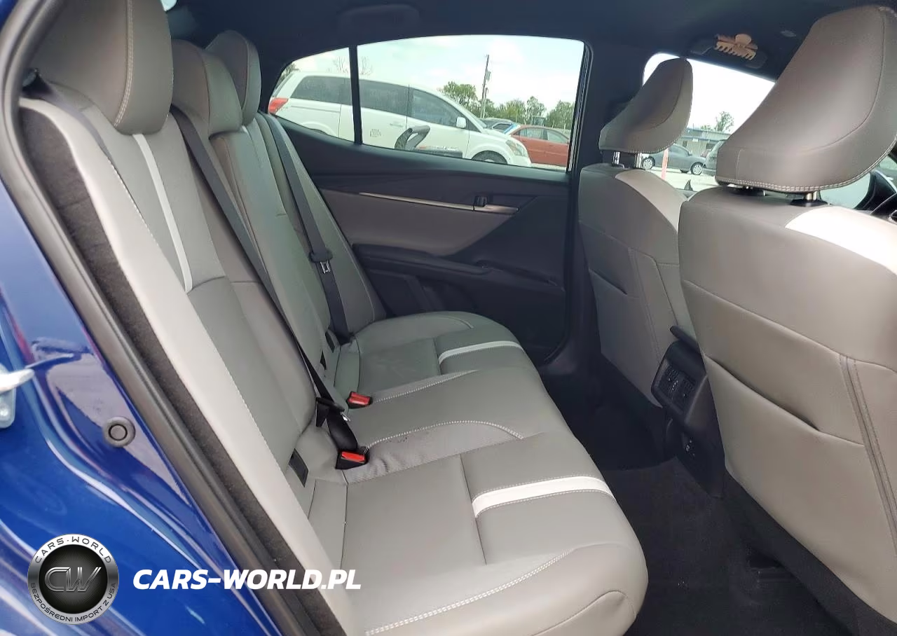 2025 Toyota Camry Se VIN:4T1DAACK2SU063254 - 10