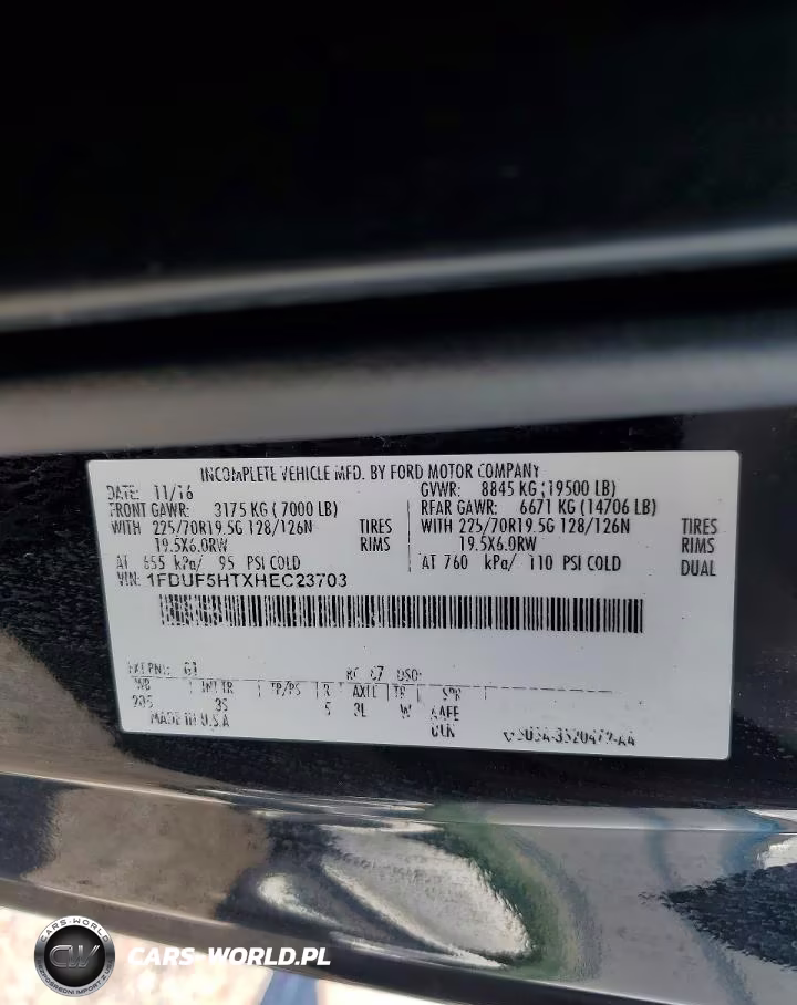 2017 Ford F550 Super Duty VIN:1FDUF5HTXHEC23703 - 13
