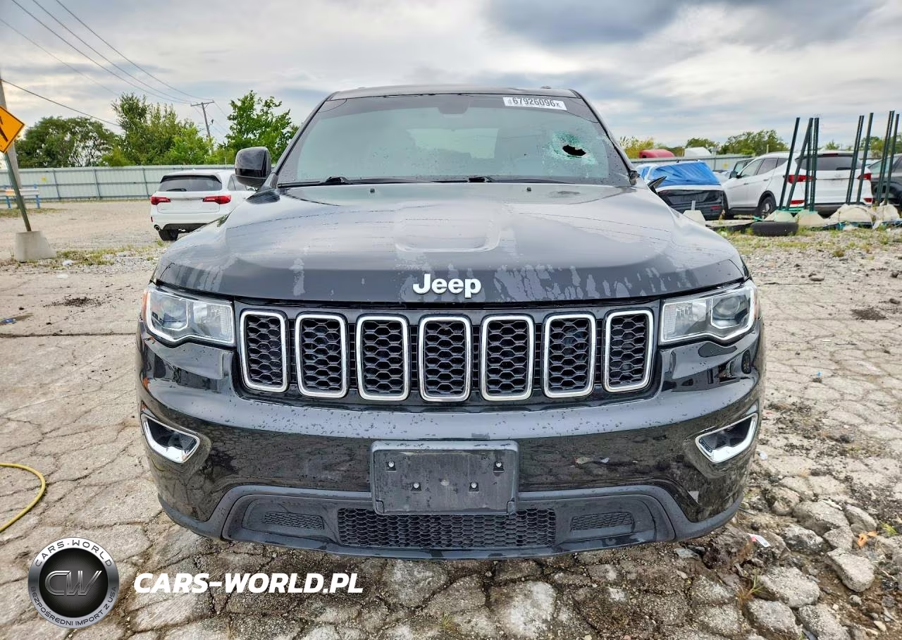 2018 Jeep Grand Cherokee Laredo VIN:1C4RJFAG9JC394519 - 5