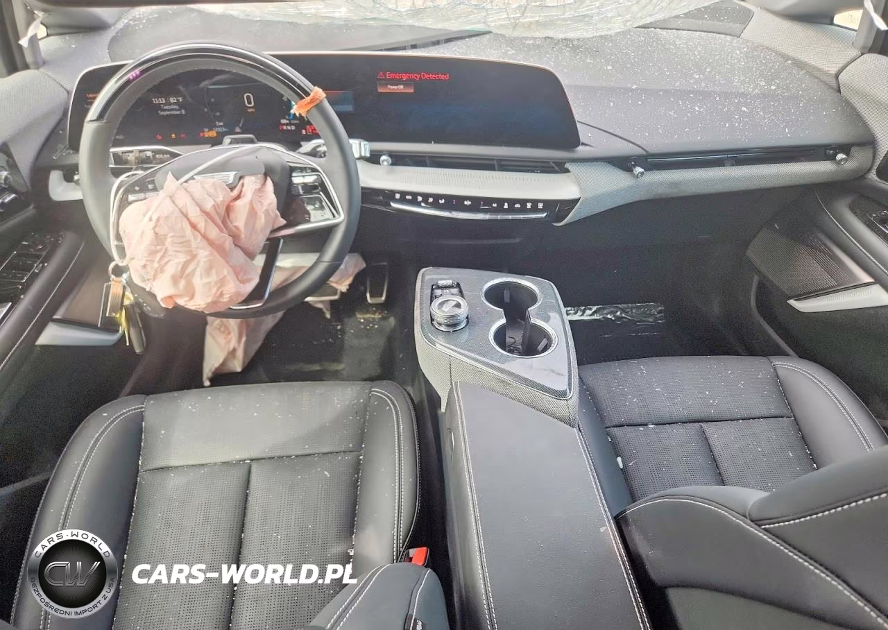 2025 Cadillac Optiq Sport VIN:3GYK3GMR1SS263637 - 8
