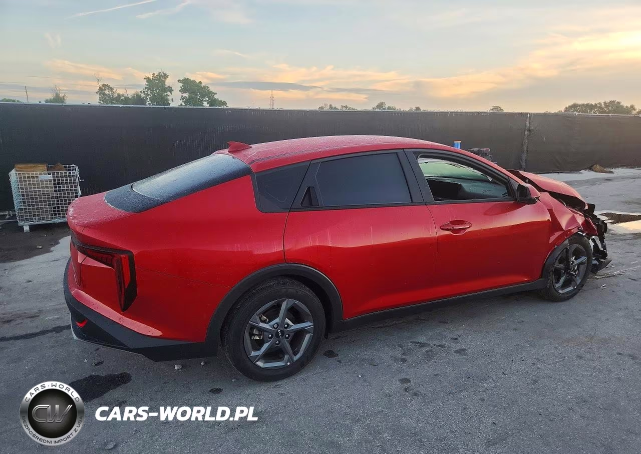 2025 Kia K4 Lxs VIN:3KPFT4DE7SE186404 - 3