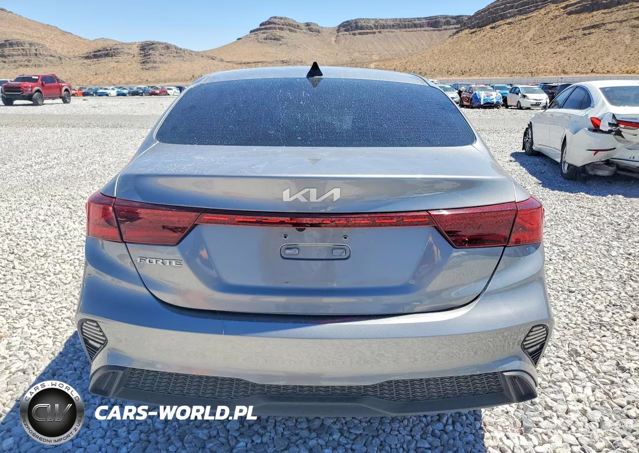2023 Kia Forte Lxs VIN:3KPF24AD8PE536175 - 6