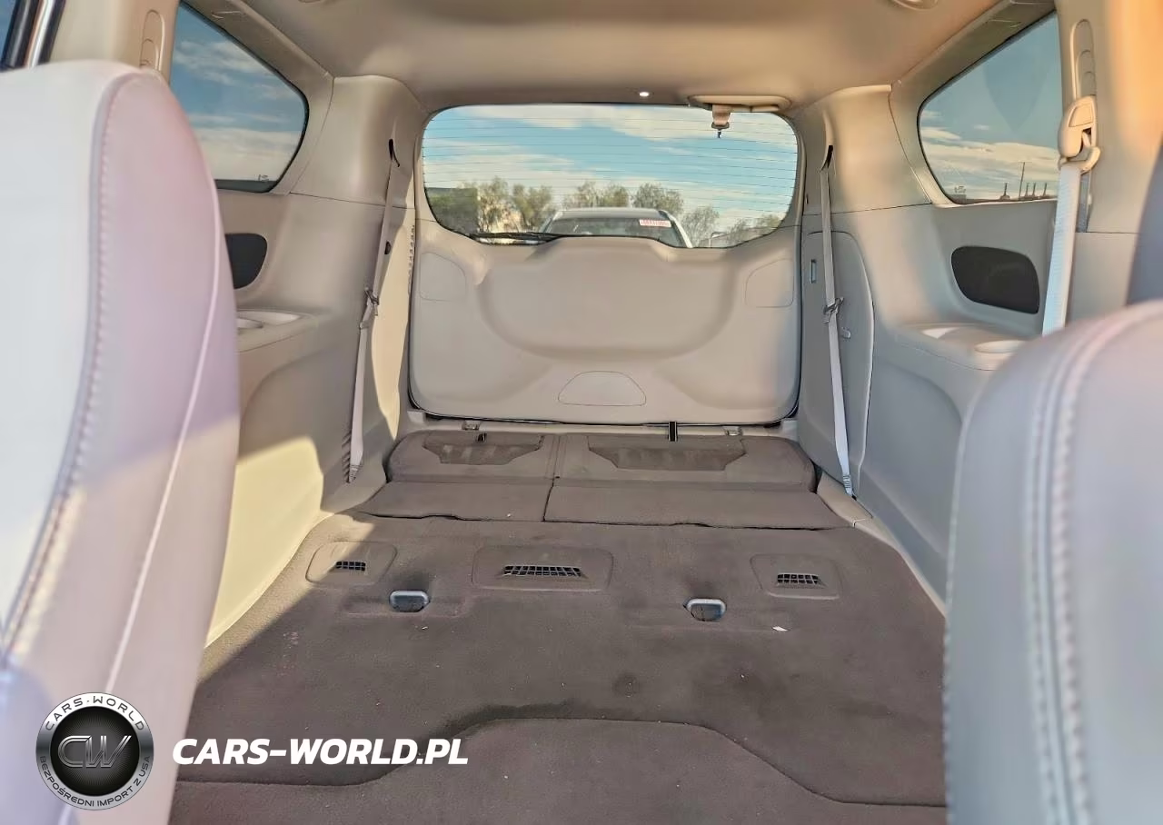 2020 Chrysler Voyager Lxi VIN:2C4RC1DG8LR156535 - 10