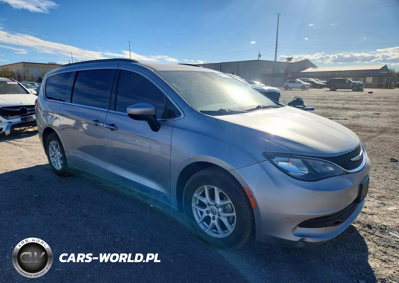 2020 Chrysler Voyager Lxi VIN:2C4RC1DG8LR156535 - 4
