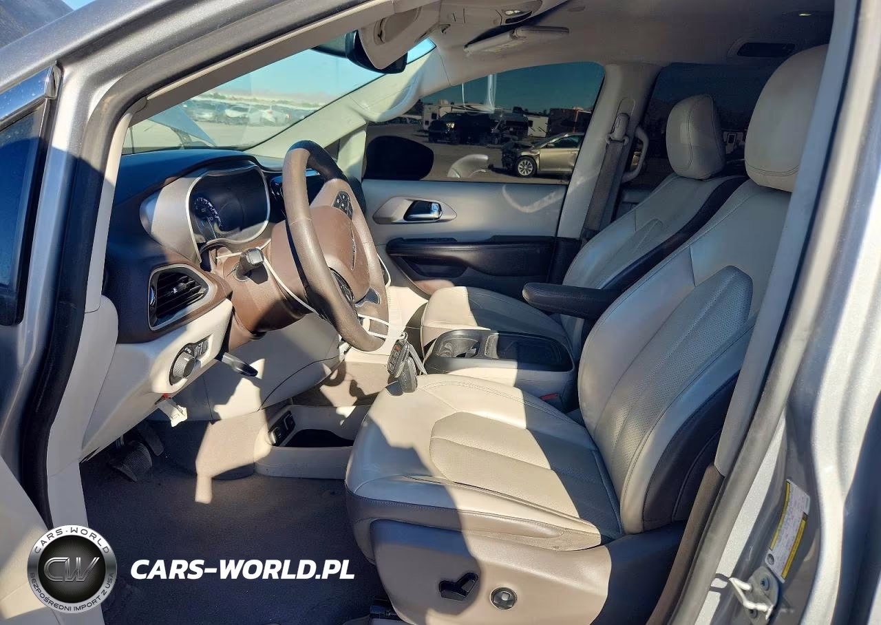 2020 Chrysler Voyager Lxi VIN:2C4RC1DG8LR156535 - 7