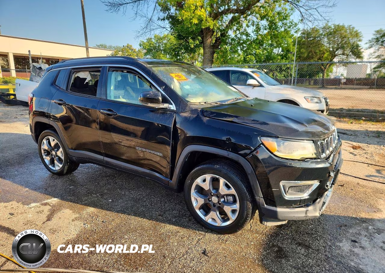2018 Jeep Compass Limited VIN:3C4NJDCBXJT332636 - 4