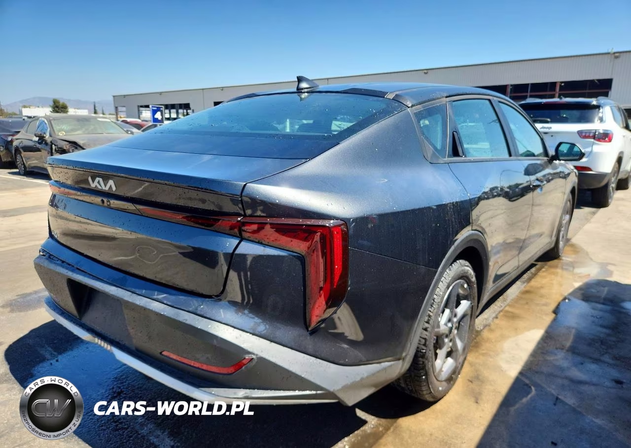 2026 Kia K4 Lxs VIN:3KPFT4DE2TE257378 - 3