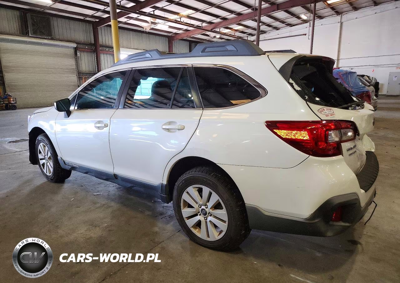 2019 Subaru Outback 2.5I VIN:4S4BSABC9K3324609 - 2