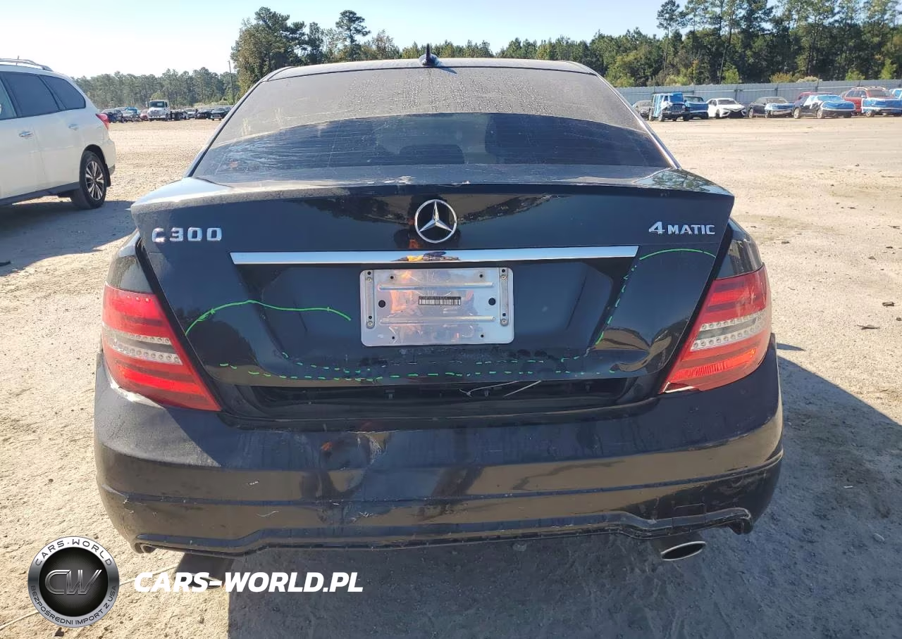2014 Mercedes-Benz C 300 4Matic VIN:WDDGF8AB1EA934333 - 6