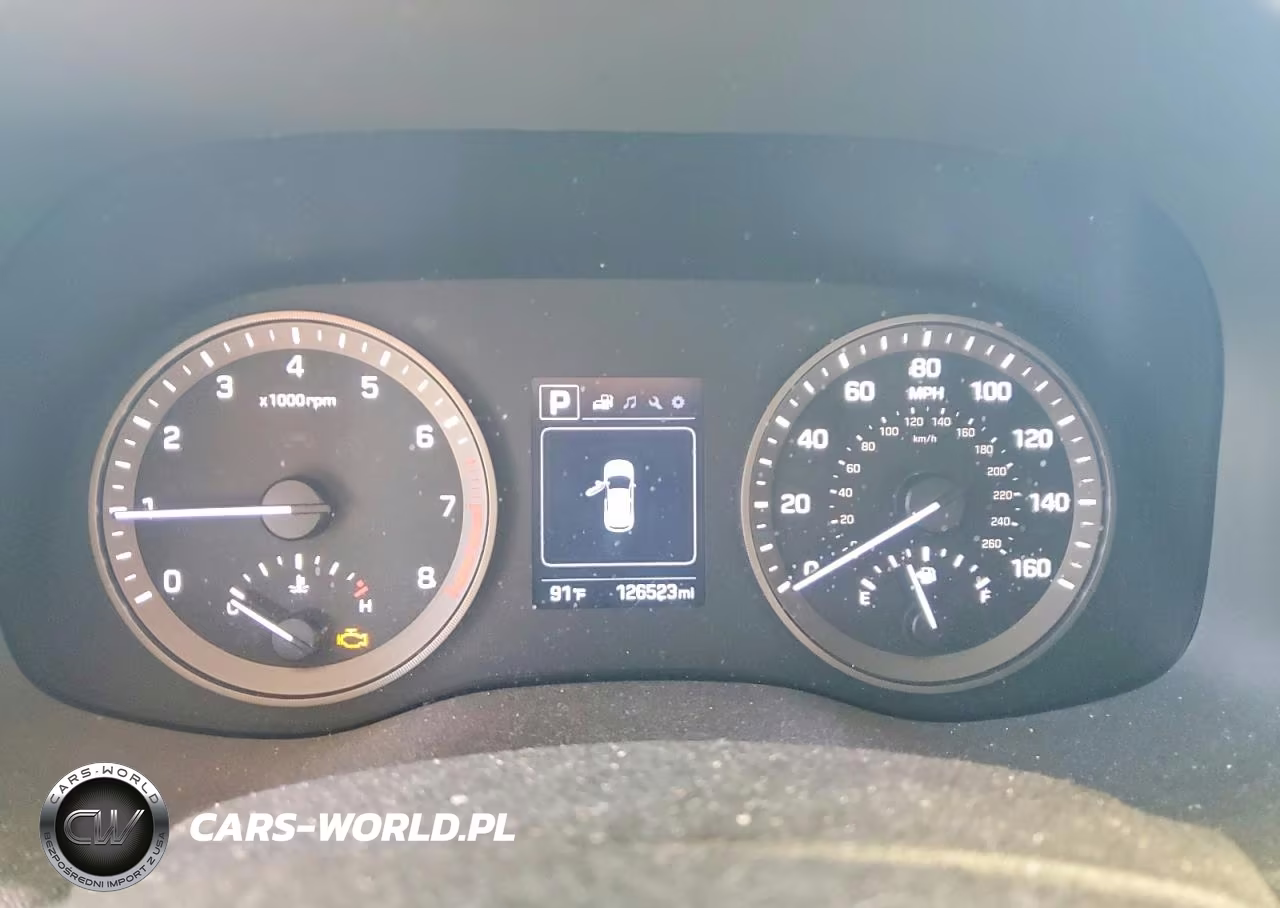 2018 Hyundai Tucson Value VIN:KM8J3CA24JU742937 - 9