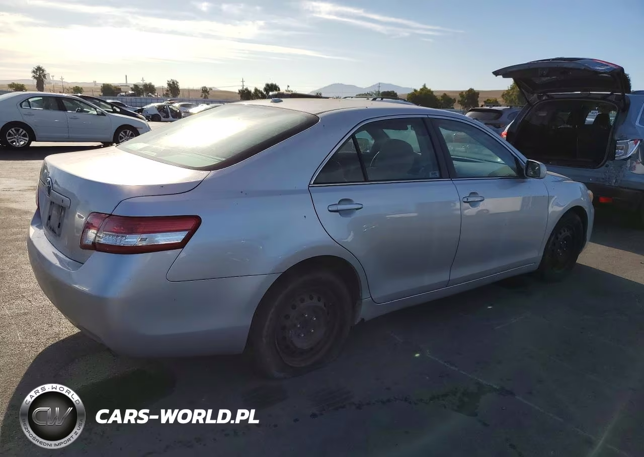 2010 Toyota Camry Base VIN:4T1BF3EK1AU029693 - 3