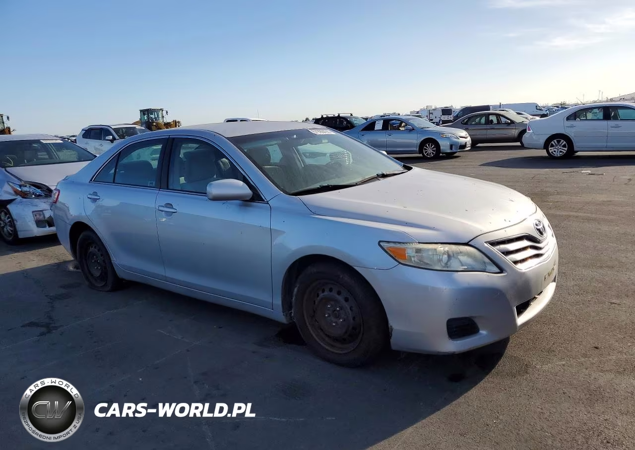 2010 Toyota Camry Base VIN:4T1BF3EK1AU029693 - 4