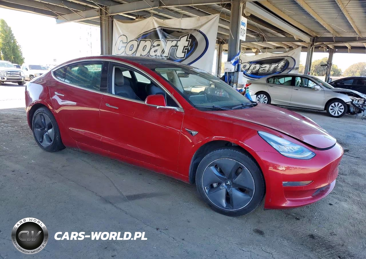 2019 Tesla Model 3 VIN:5YJ3E1EA5KF396517 - 4