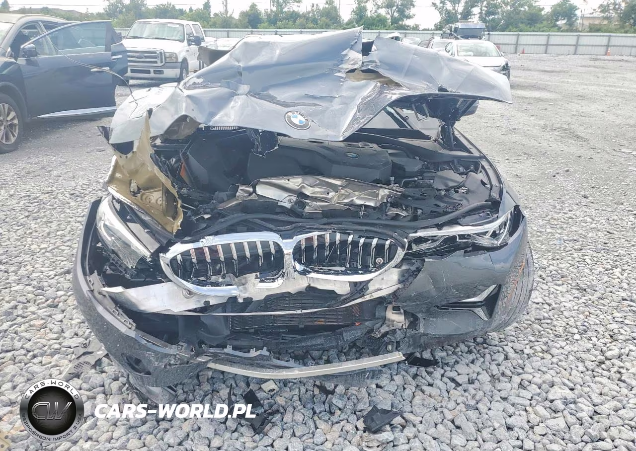 2019 BMW 330I VIN:WBA5R1C54KAK10393 - 5
