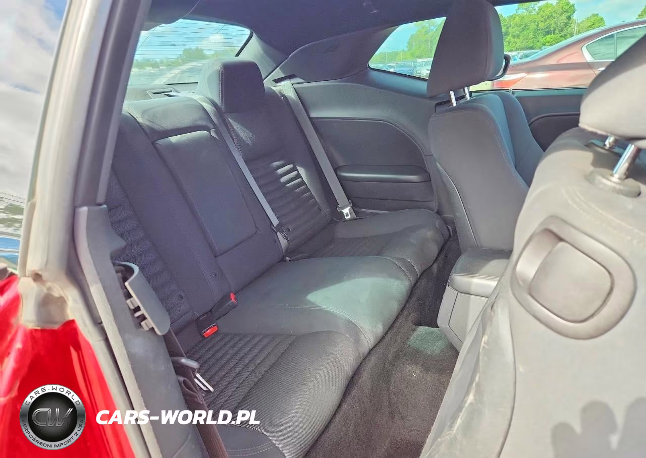 2012 Dodge Challenger Sxt VIN:2C3CDYAGXCH220679 - 10