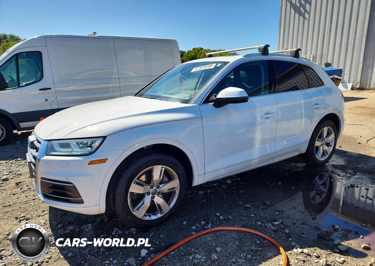 2018 Audi Q5 Premium Plus VIN:WA1BNAFY4J2004999 - 1