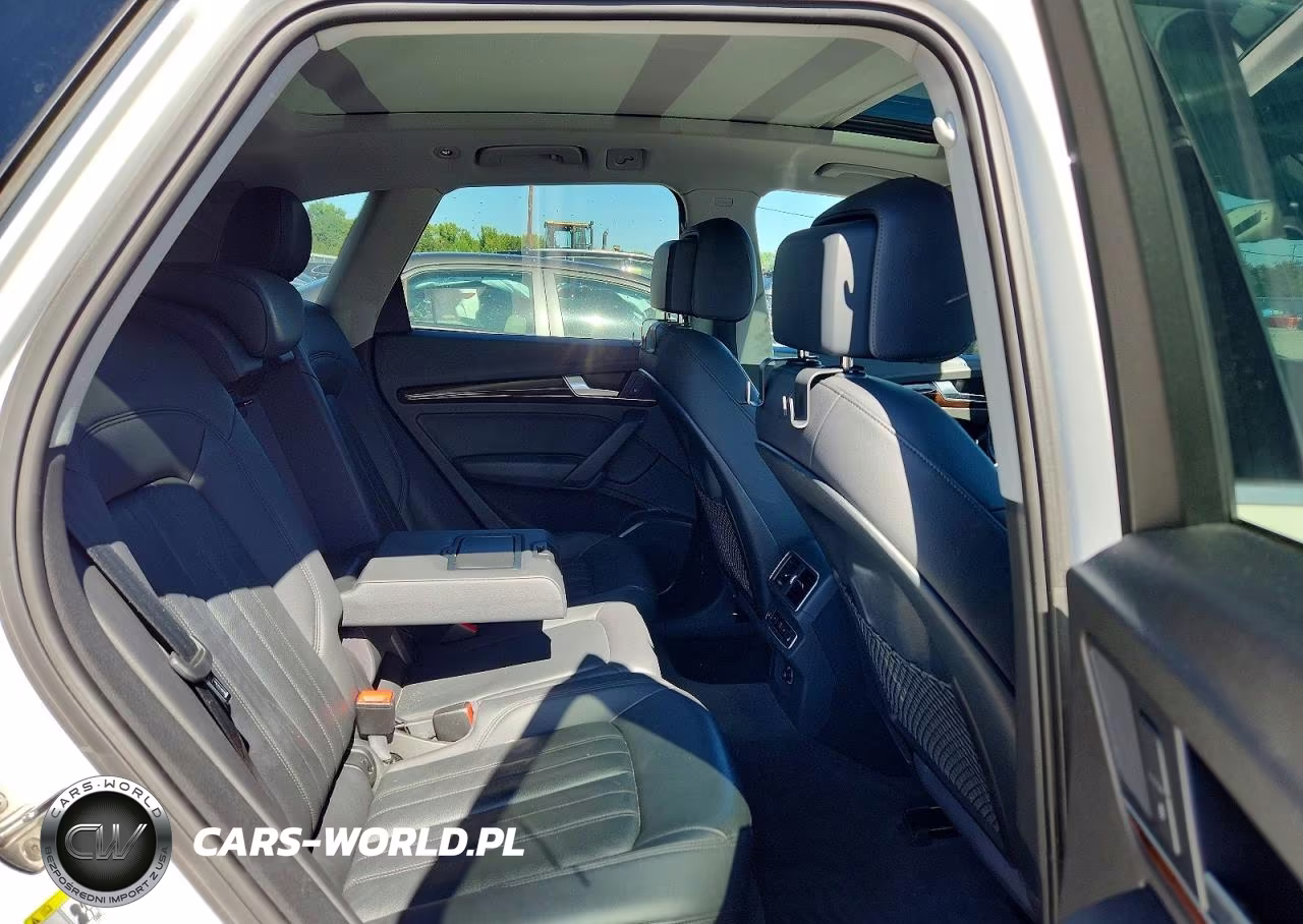 2018 Audi Q5 Premium Plus VIN:WA1BNAFY4J2004999 - 10