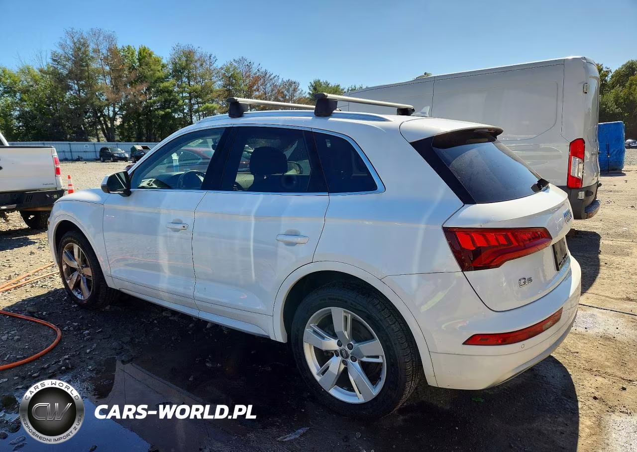 2018 Audi Q5 Premium Plus VIN:WA1BNAFY4J2004999 - 2