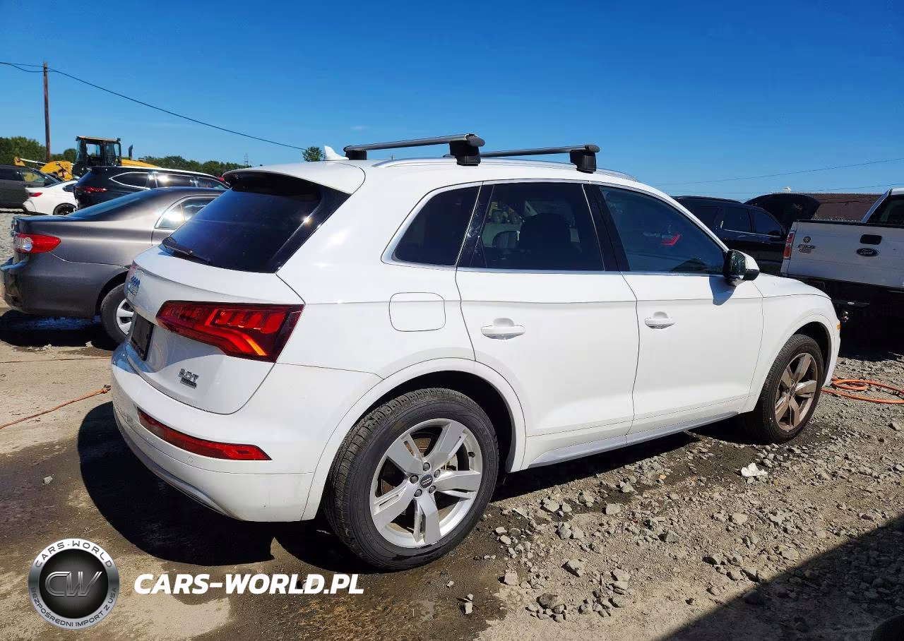 2018 Audi Q5 Premium Plus VIN:WA1BNAFY4J2004999 - 3