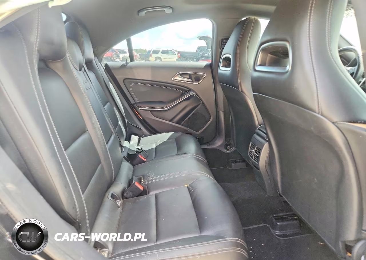 2019 Mercedes-Benz Cla 250 VIN:WDDSJ4EB6KN739036 - 10
