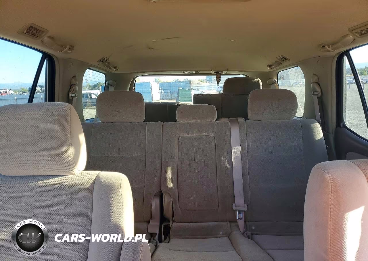 2005 Toyota Sequoia Sr5 VIN:5TDZT34A55S251698 - 10