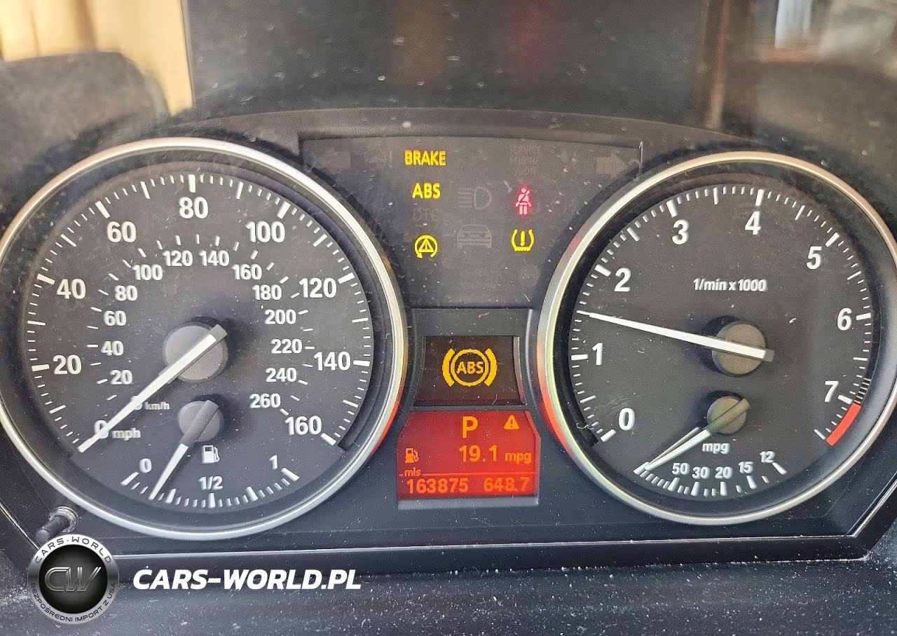2011 BMW 328 I VIN:WBAPH7G59BNM58592 - 9