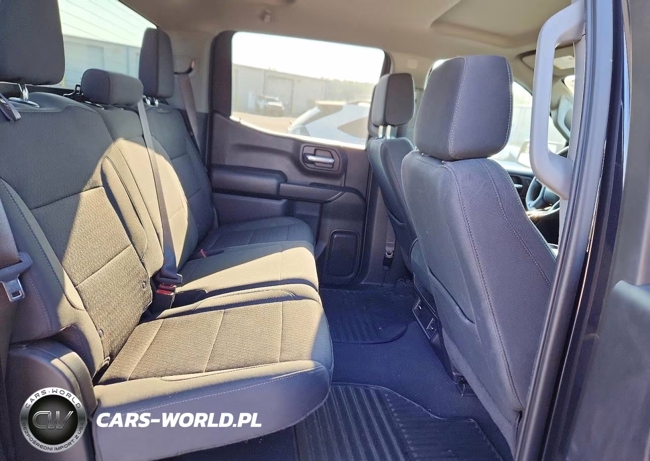 2022 Chevrolet Silverado K1500 Custom VIN:1GCPDBEK3NZ626654 - 10