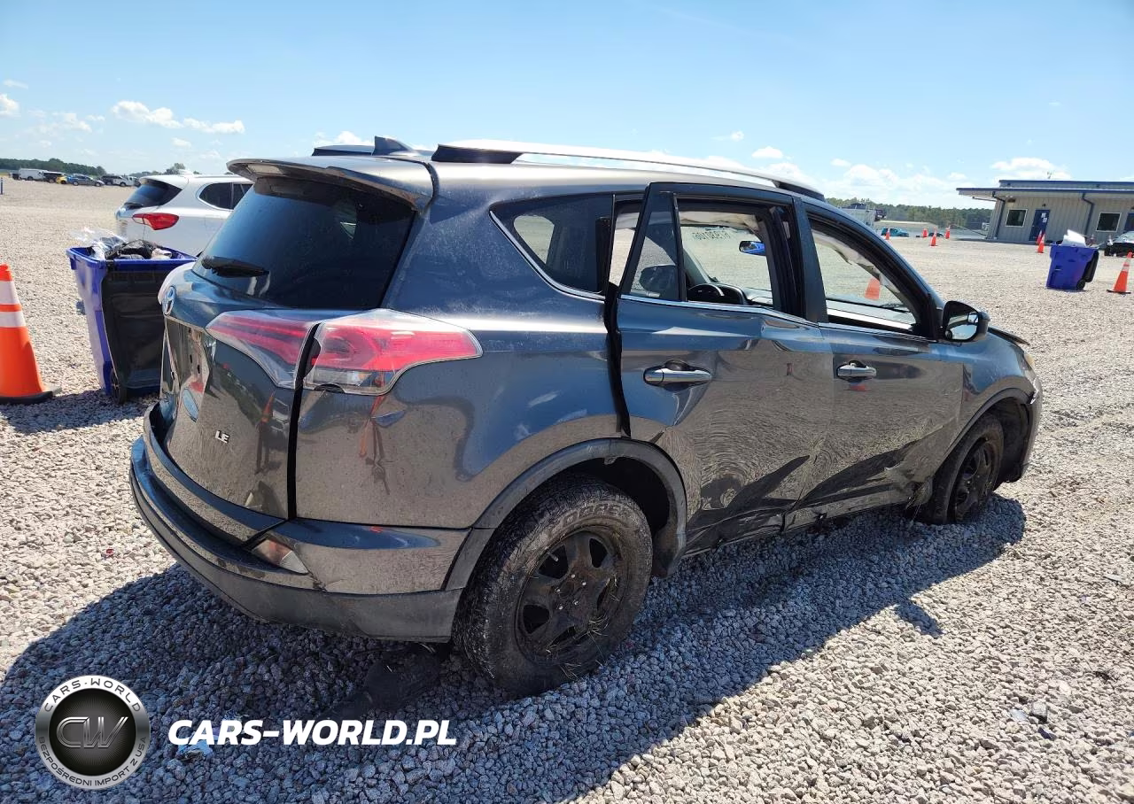2017 Toyota Rav4 Le VIN:JTMZFREV8HJ701101 - 3