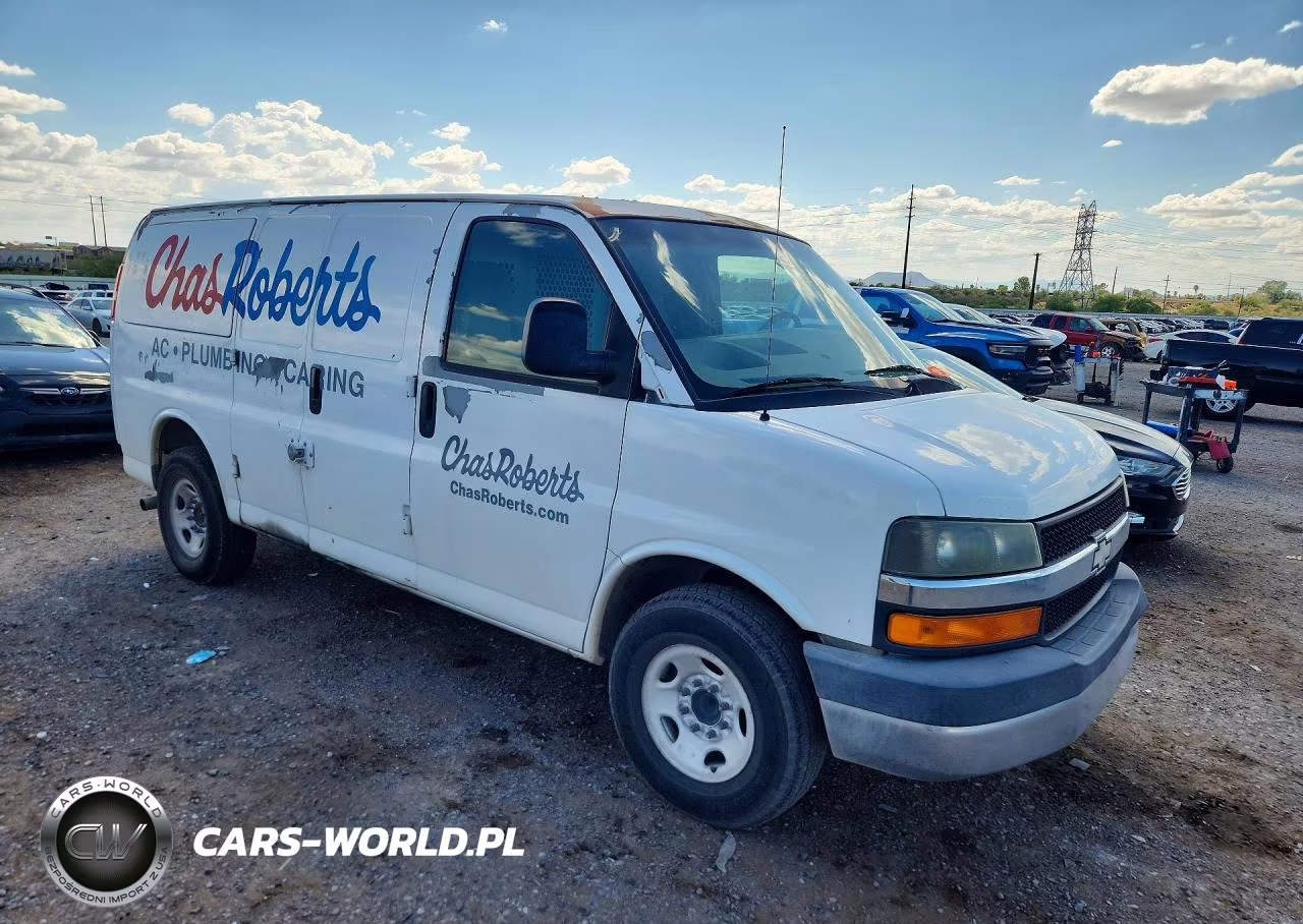 2008 Chevrolet Express G3500 VIN:1GCHG35K781224284 - 4