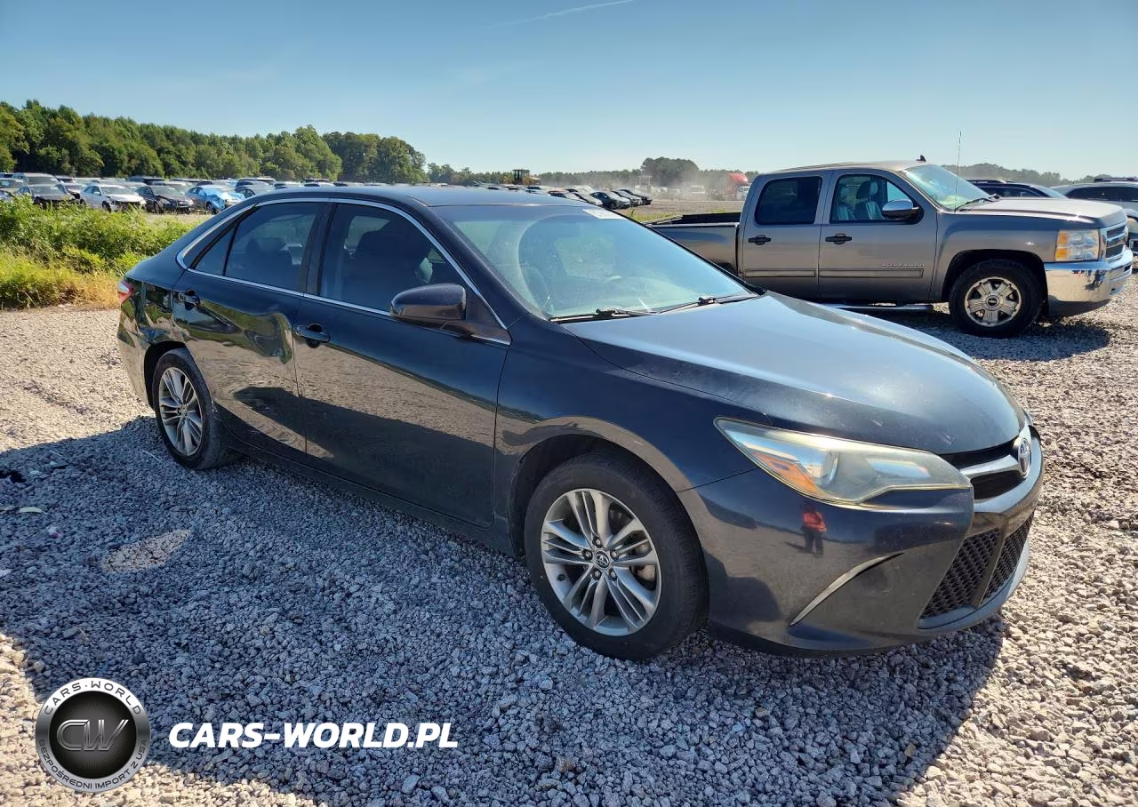 2015 Toyota Camry Se VIN:4T1BF1FK3FU007494 - 4