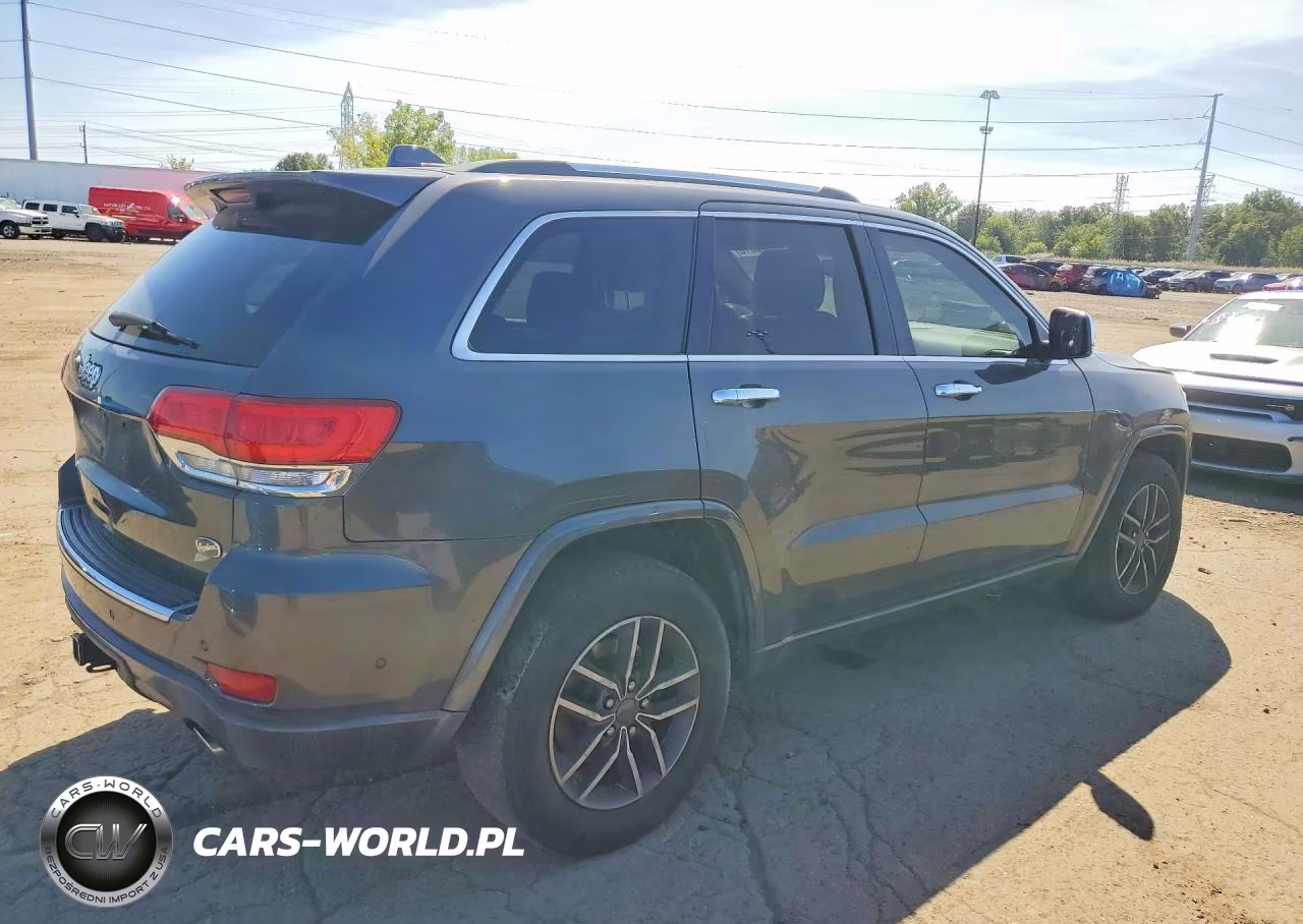 2018 Jeep Grand Cherokee Overland VIN:1C4RJFCT4JC452966 - 3