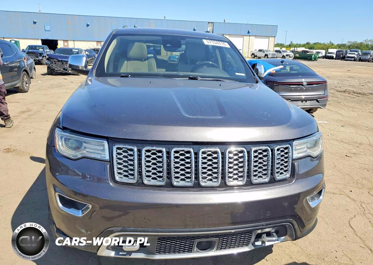 2018 Jeep Grand Cherokee Overland VIN:1C4RJFCT4JC452966 - 5