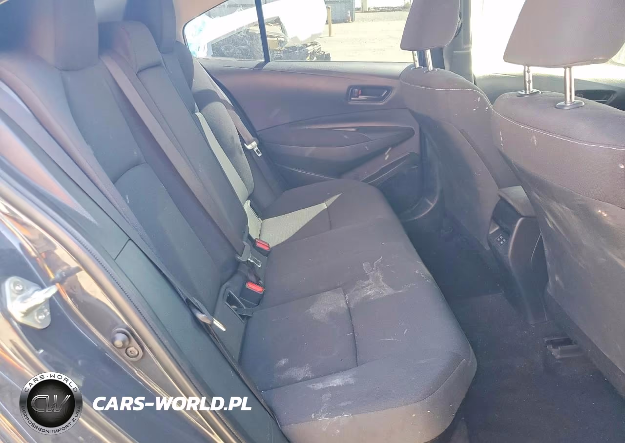 2024 Toyota Corolla Hybrid Le VIN:JTDBCMFE2R3065289 - 10