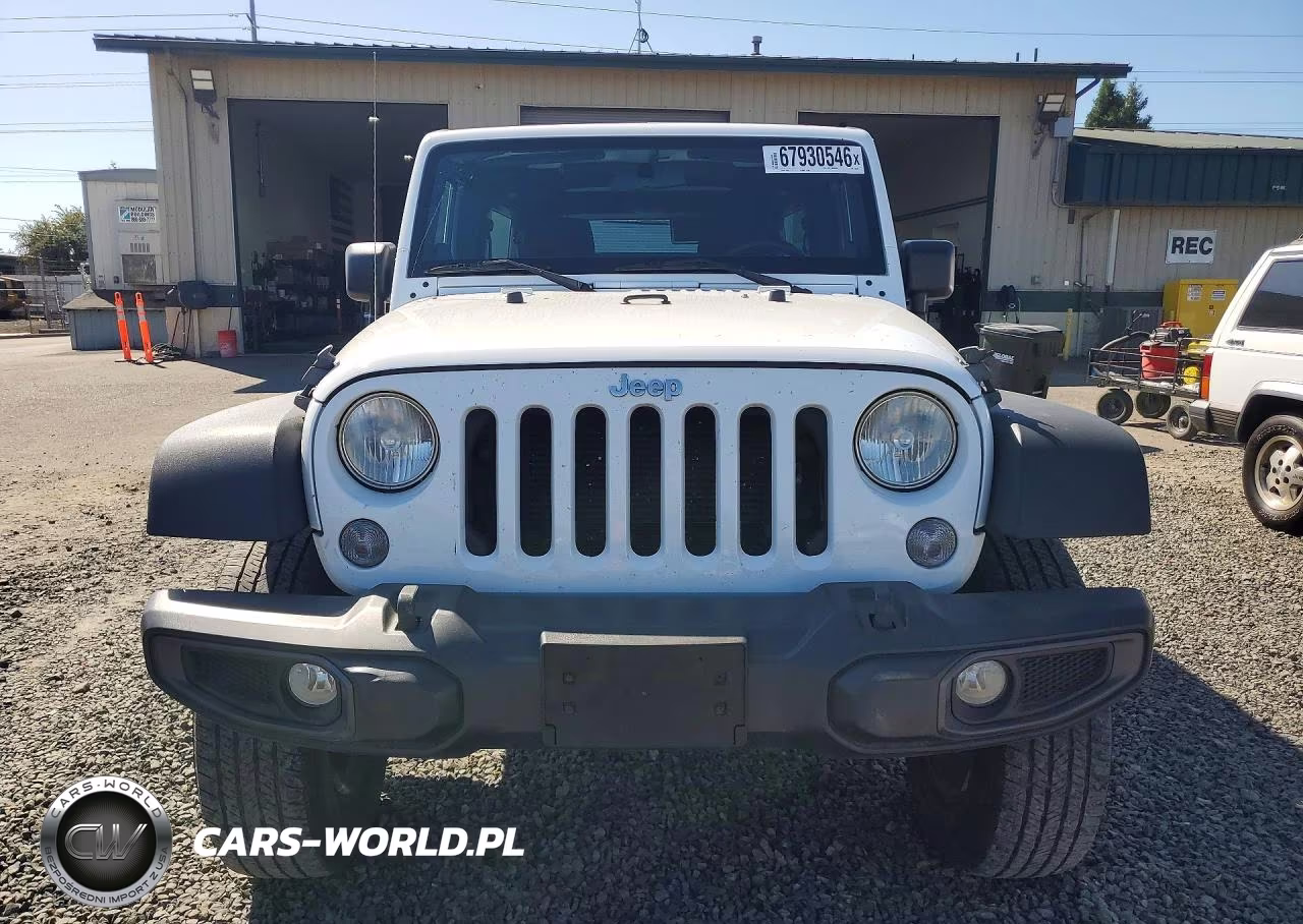 2014 Jeep Wrangler Unlimited Sport VIN:1C4BJWDG5EL106501 - 5