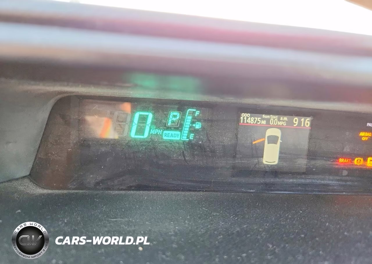 2013 Toyota Prius C Two VIN:JTDKDTB3XD1040074 - 9