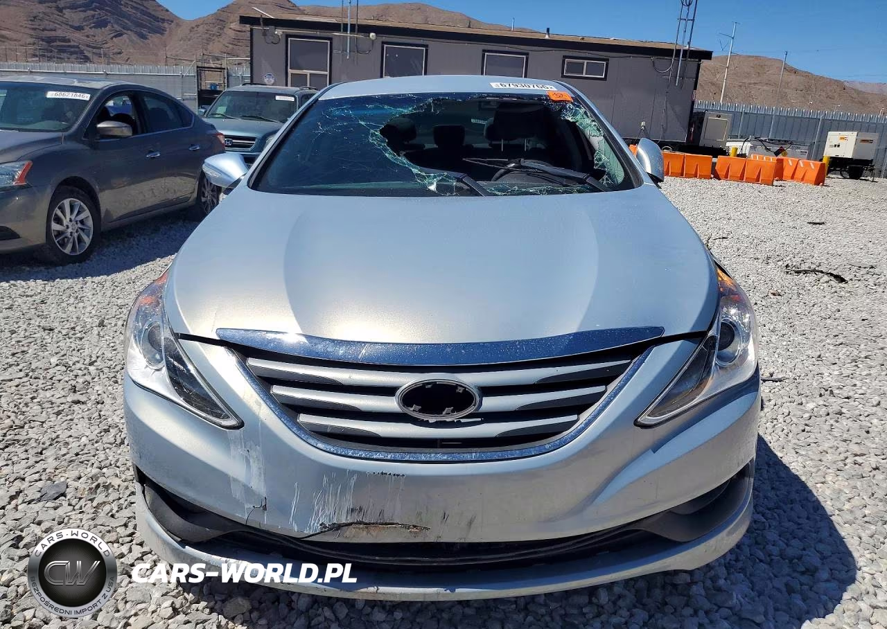 2014 Hyundai Sonata Gls VIN:5NPEB4AC0EH882071 - 5