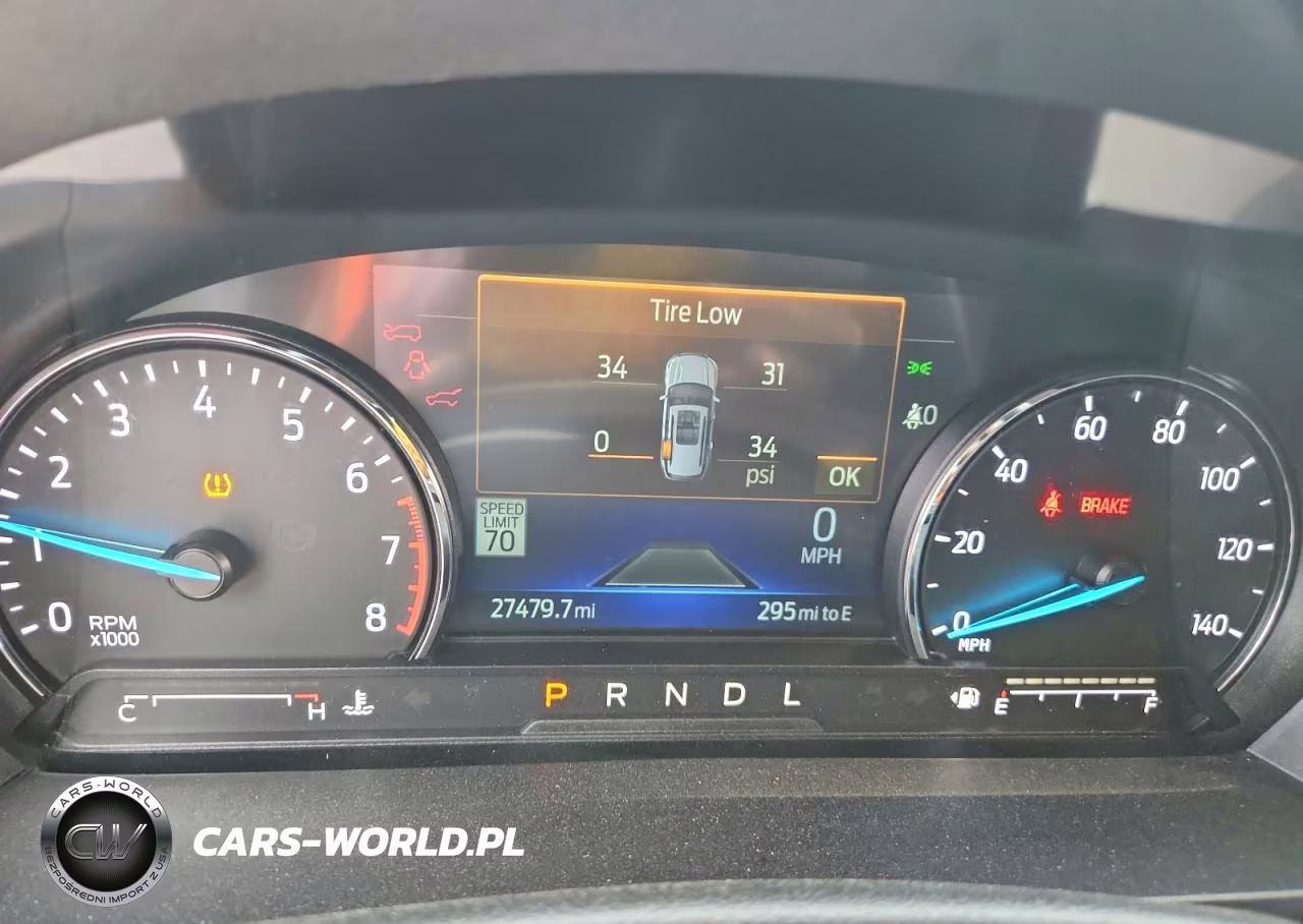 2023 Ford Explorer Xlt VIN:1FMSK8DHXPGB08673 - 9