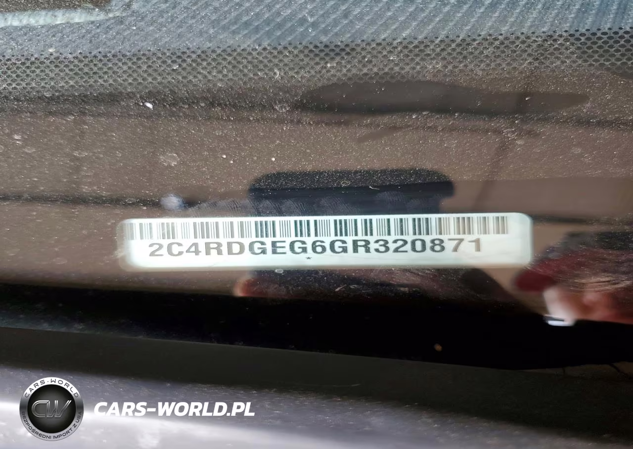 2016 Dodge Grand Caravan R-T VIN:2C4RDGEG6GR320871 - 14