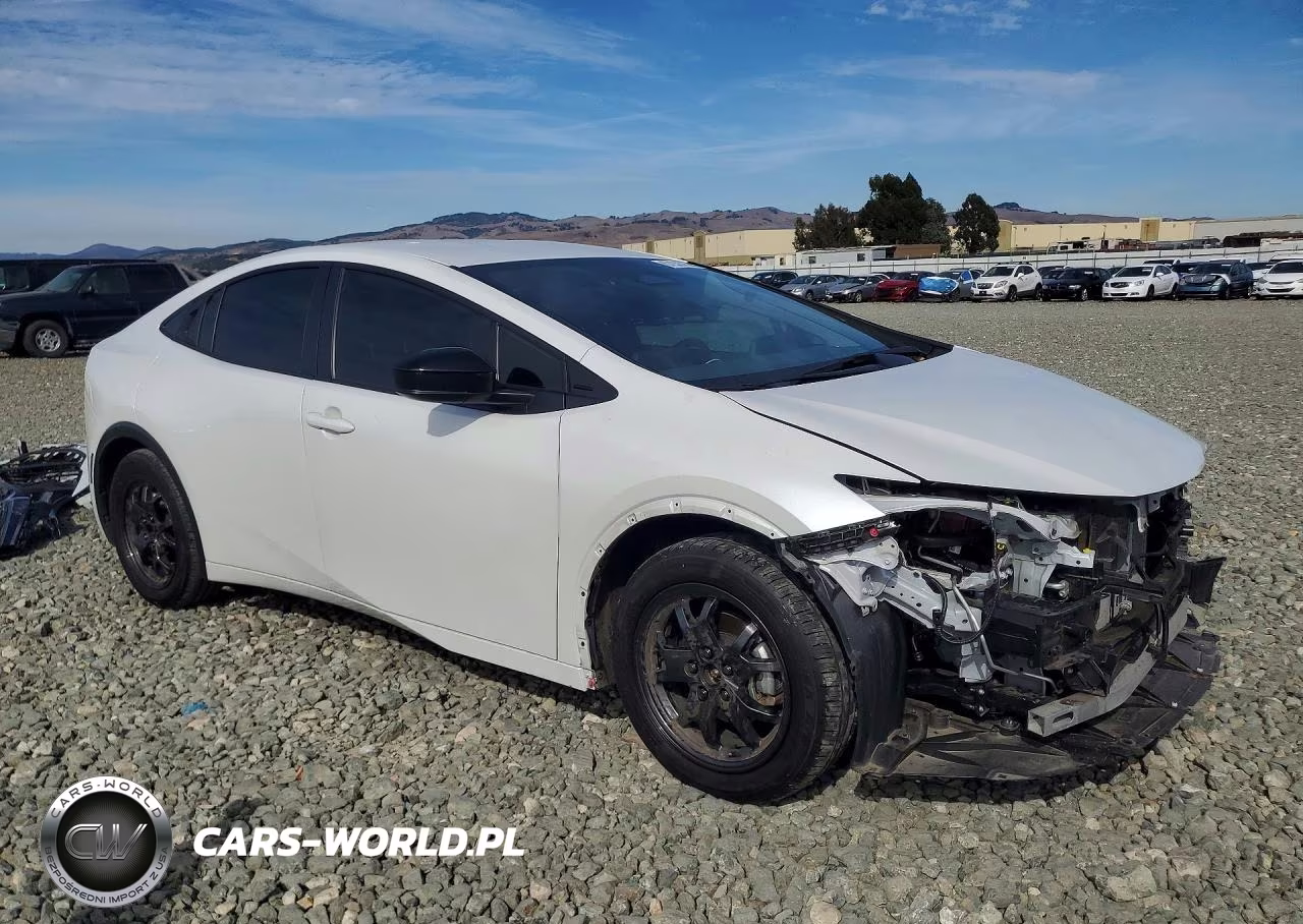 2025 Toyota Prius Le VIN:JTDACAAU2S3059586 - 4